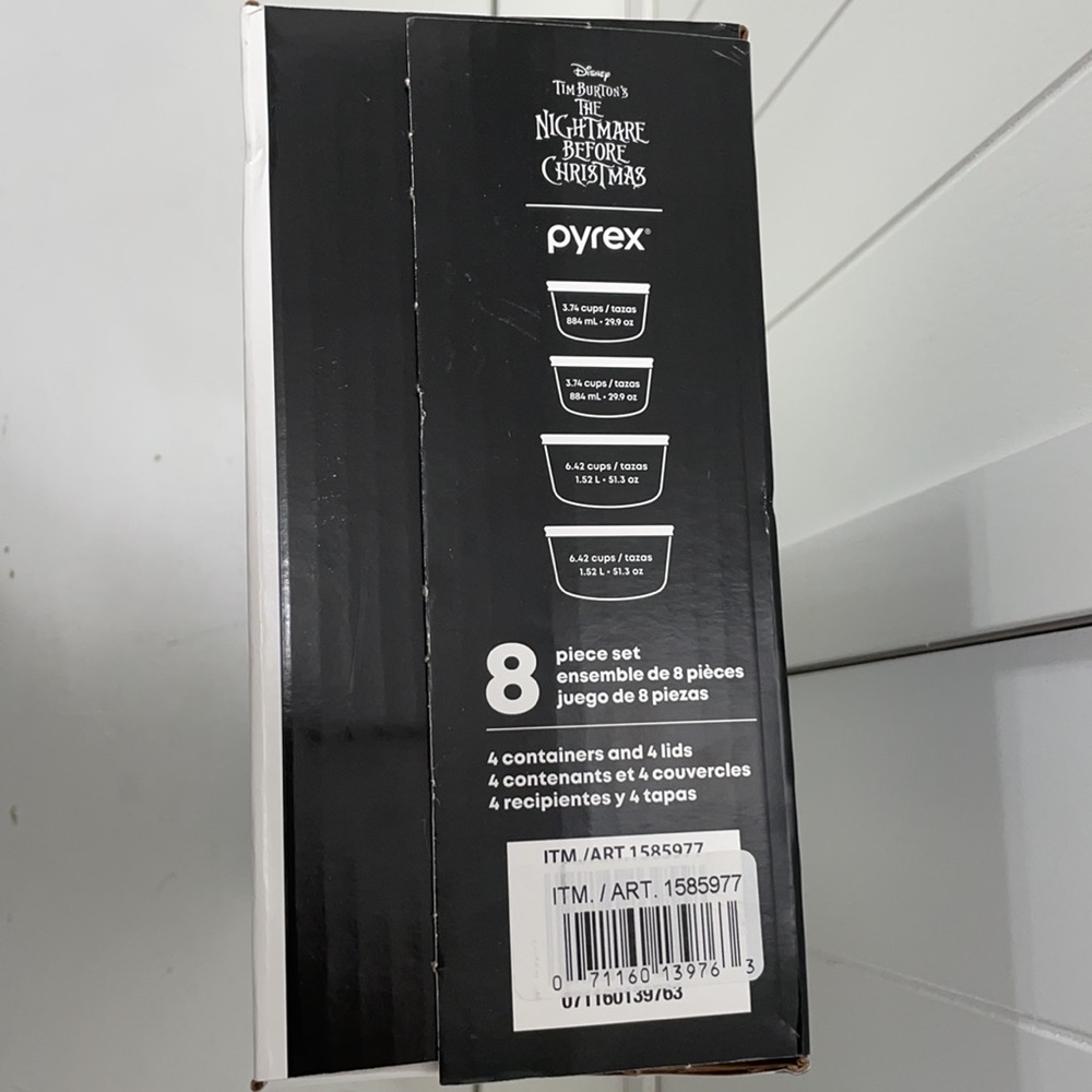 Disney The Nightmare Before Christmas Pyrex 8 Piece Set - Picture 6 of 6